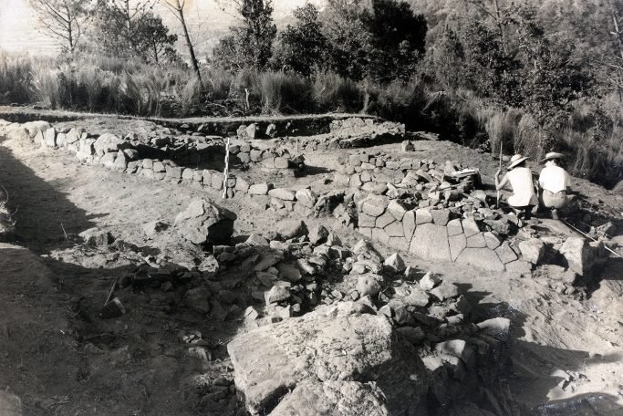 Excavaciones en Cruito - Baião